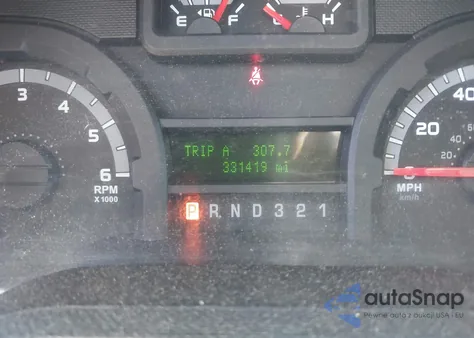 2013 Ford E-350 Super Duty Commercial z USA, uszkodzony, nr VIN 1FDSS3ES5DDB35354